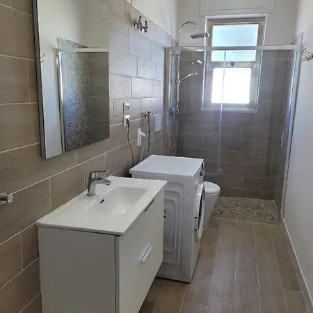 Appartamento Demetrio 50M Mare & Shopping Lido Marini Exterior foto