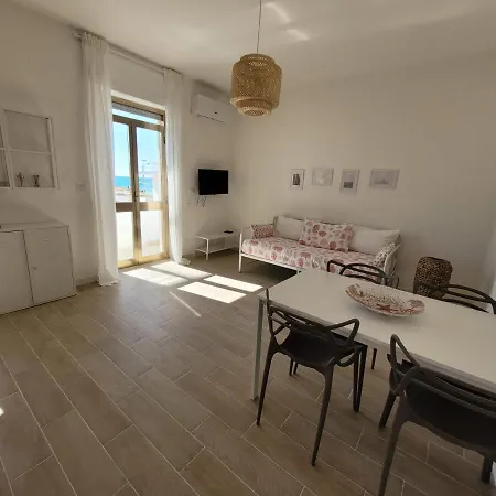 Appartamento Demetrio 50M Mare & Shopping Lido Marini Exterior foto
